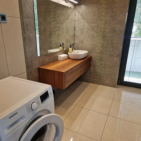 Apartament The Horizon 360 Luxury Penthouse In With Huge Terrace - Near Airport & Puskas Arena
